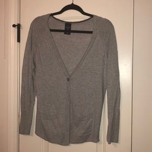 Grey cardigan